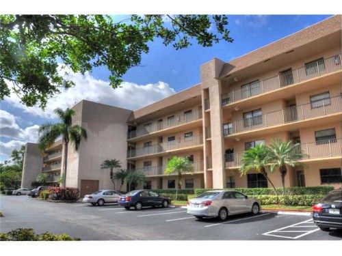 10451 SUNRISE LAKES BL # 205, Fort Lauderdale, FL 33322