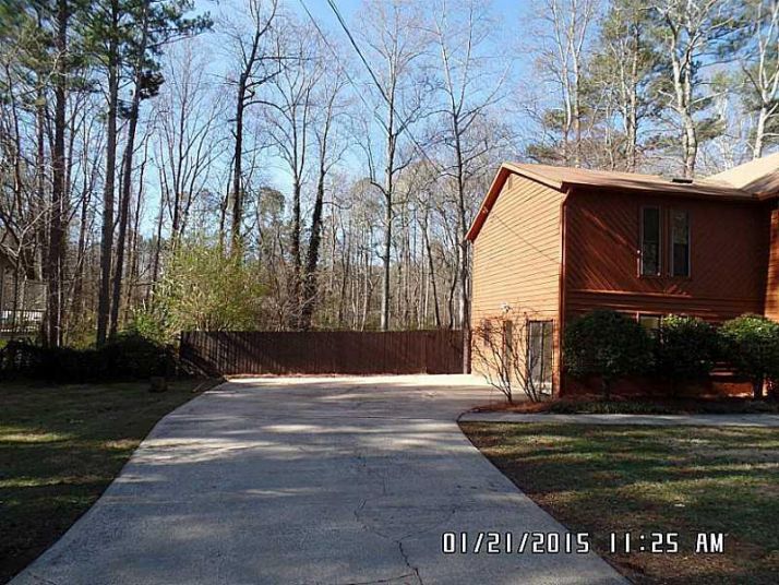 6123 Brook Lane, Acworth, GA 30102