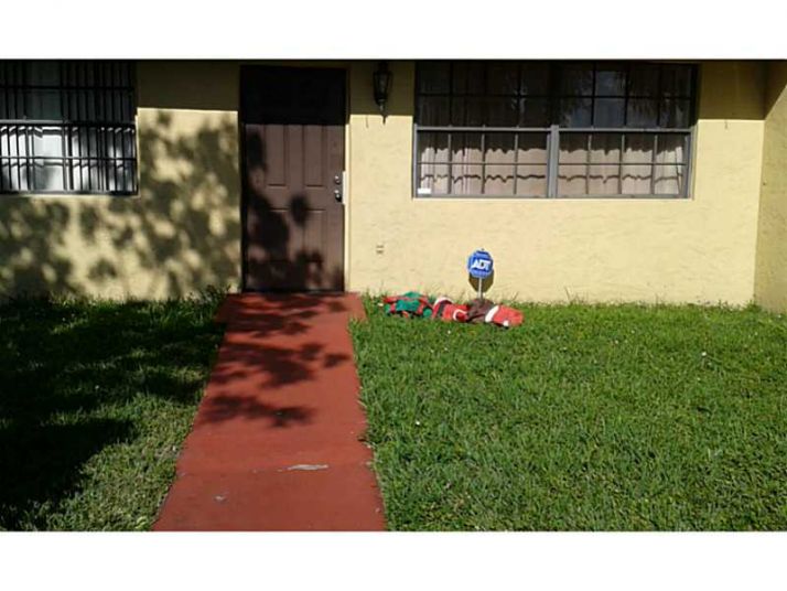 14715 SW 84 LN # 0, Miami, FL 33193