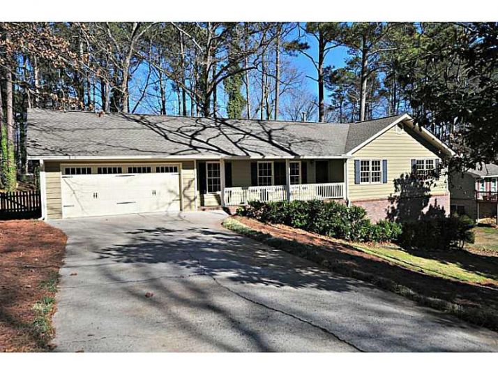 4512 Mountain Creek Drive Ne, Roswell, GA 30075