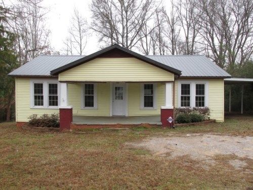 2055 Walnut St, Centreville, AL 35042