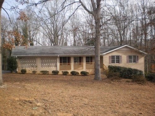 281 Brownwood Dr, Hull, GA 30646