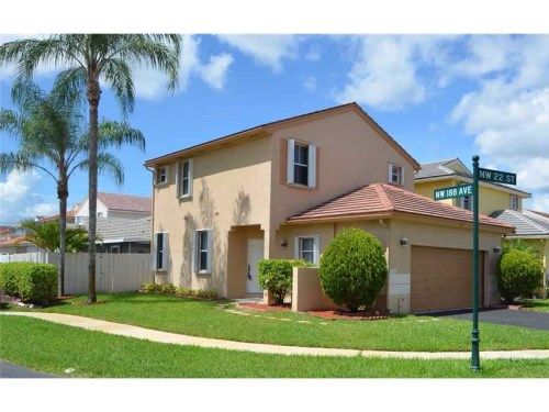 18810 NW 22nd St, Hollywood, FL 33029
