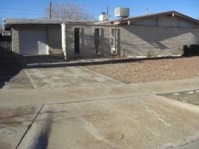 236 Three Rivers Dr, El Paso, TX 79912