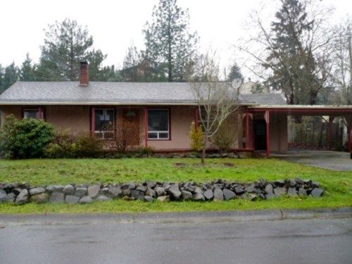 1576 NW Beacon Street, Roseburg, OR 97470