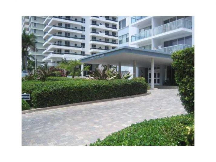 5775 COLLINS AV # 801, Miami Beach, FL 33140