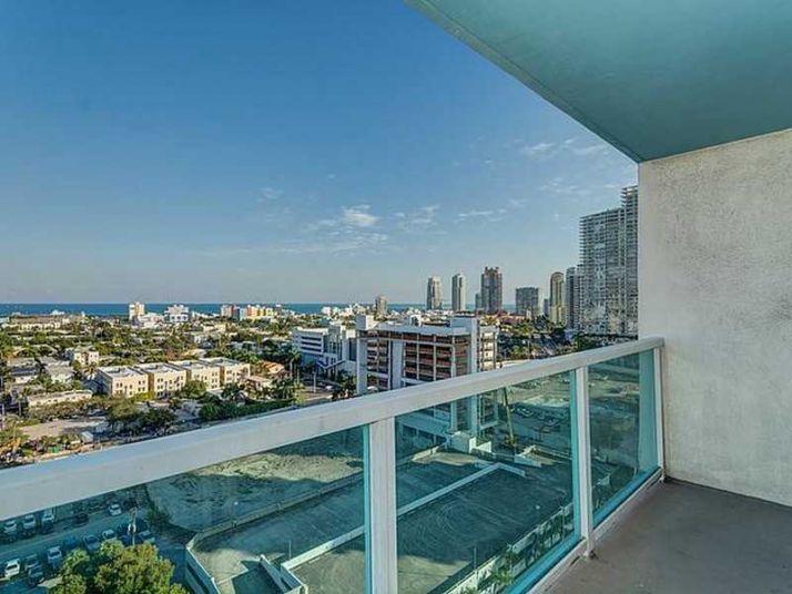 650 WEST AV # 1708, Miami Beach, FL 33139