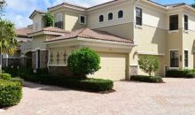 7590 OLD THYME CT # 10C Pompano Beach, FL 33076