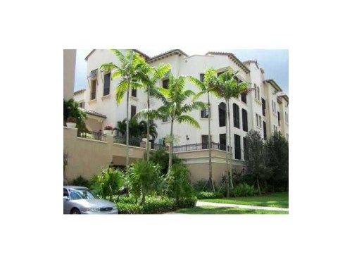 2900 NW 125 AV # 3-301, Fort Lauderdale, FL 33323