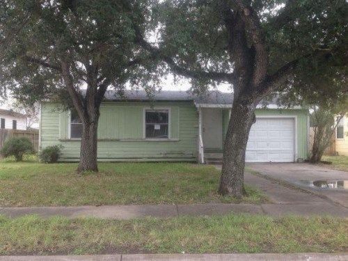 1115 E. Ragland Ave, Kingsville, TX 78363