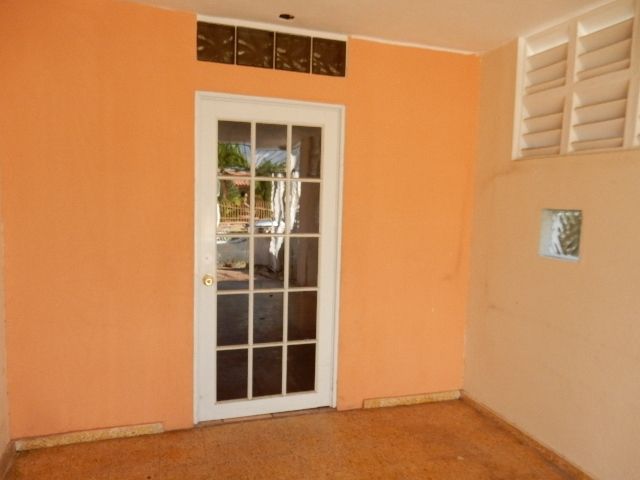 16br Jose Castelar, Toa Baja, PR 00949