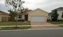 616 SE 31 AV Homestead, FL 33033