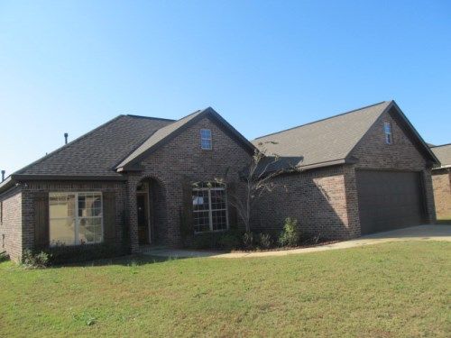 365 Grazing Field Dr, Tuscaloosa, AL 35405