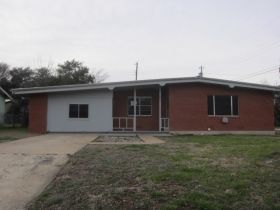 2000 Herrington St, Belton, TX 76513