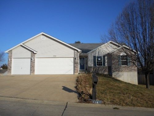 1918 Mckinley Range, Festus, MO 63028