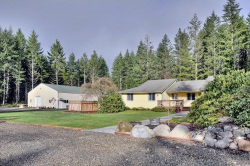 5555 SW Royal Spruce Dr, Port Orchard, WA 98367