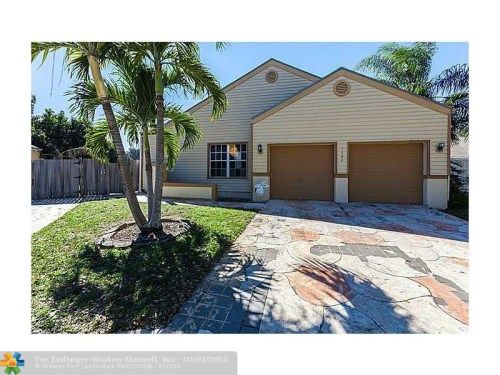 1020 SW 85TH AVE, Hollywood, FL 33025