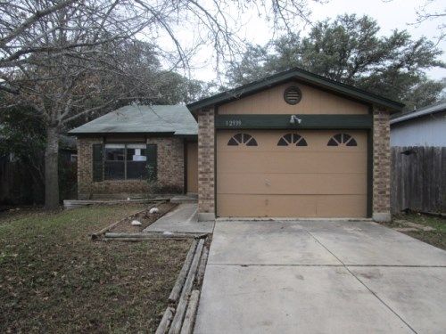 12939 Maple Park Dr, San Antonio, TX 78249