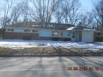 75 Westwood Dr, Park Forest, IL 60466