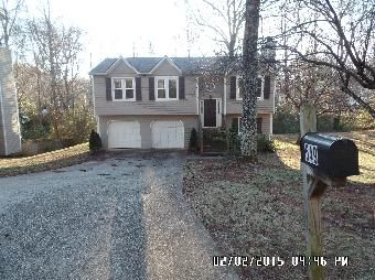 549 Sherwood Grn, Stone Mountain, GA 30087