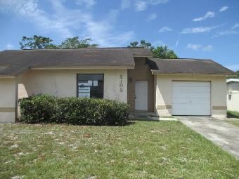 2103 Arcadia Rd, Holiday, FL 34690