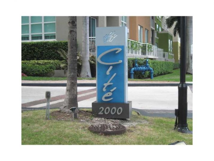 2000 N BAYSHORE DR # 228, Miami, FL 33137