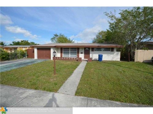 15701 NW 27TH PL, Opa Locka, FL 33054