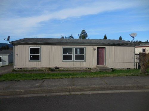 503 Carol St, Lowell, OR 97452