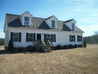 400 Nine Mile Rd, Maple Hill, NC 28454