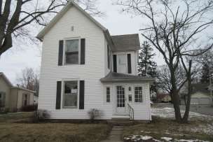 237 E High St, Pendleton, IN 46064