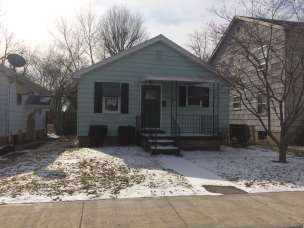 1615 4th Ave, Terre Haute, IN 47807