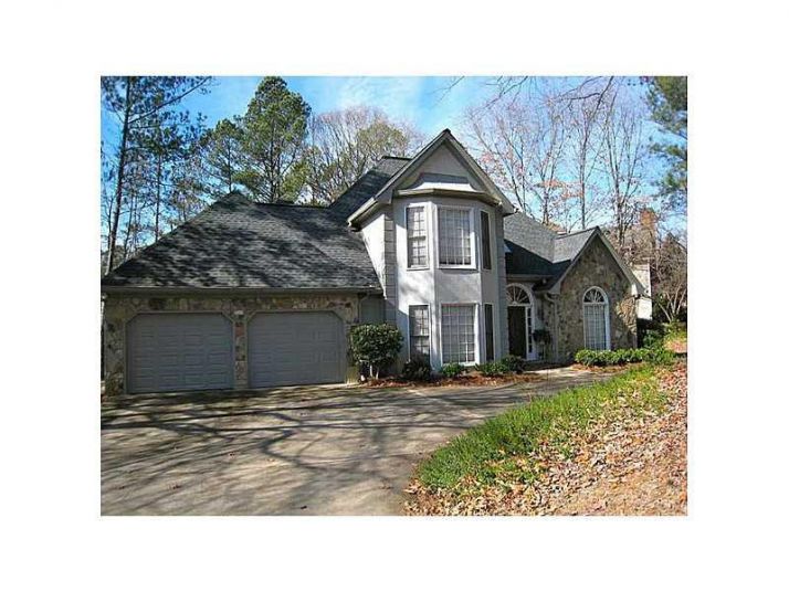 11740 Wildwood Springs Drive, Roswell, GA 30075