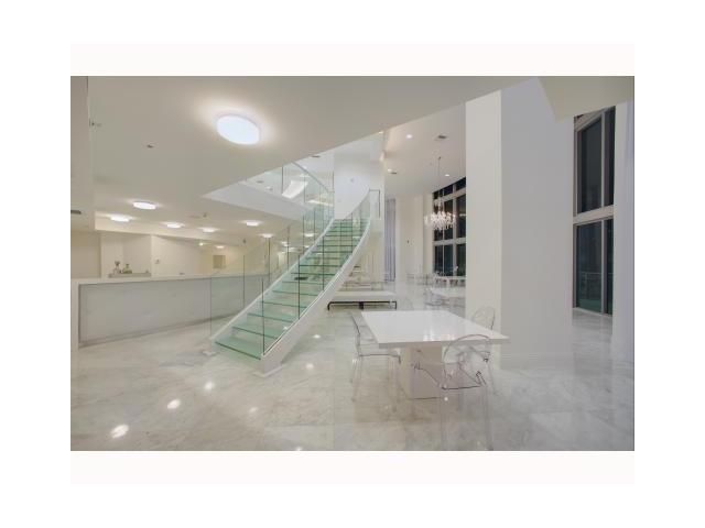 350 S MIAMI AV # 3307, Miami, FL 33130