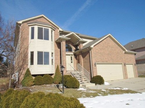 251 Mystic Vly, Rochester, MI 48307