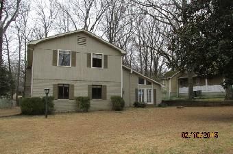 2256 Montego Dr, Cordova, TN 38016