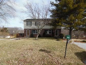 1032 Circle Dr, Sykesville, MD 21784