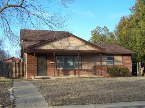 228 E Williams St, Derby, KS 67037