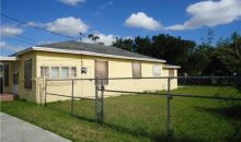 439 SW 7 AV Homestead, FL 33030