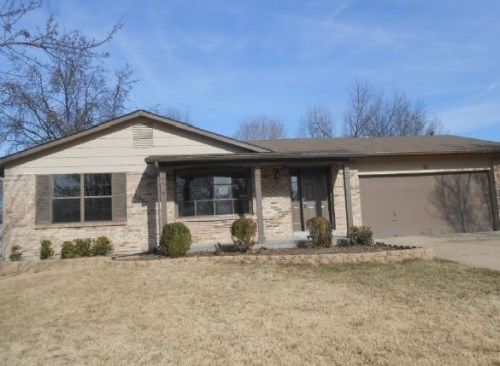 6 Horizon Dr, Saint Peters, MO 63376