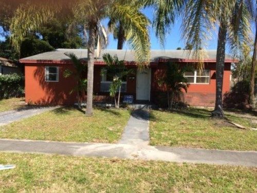 7441 Lincoln St, Hollywood, FL 33024