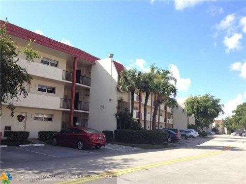 9520 S Hollybrook Lake Dr # 302, Hollywood, FL 33025