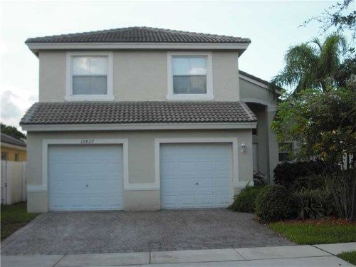 13827 SW 32ND ST, Hollywood, FL 33027