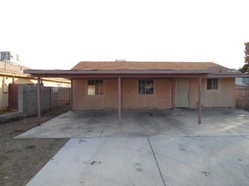 4961 Nevada Ave, Las Vegas, NV 89104