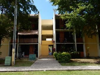 Condominio Pontezuela I Apt 3f Bldg A1, Carolina, PR 00983