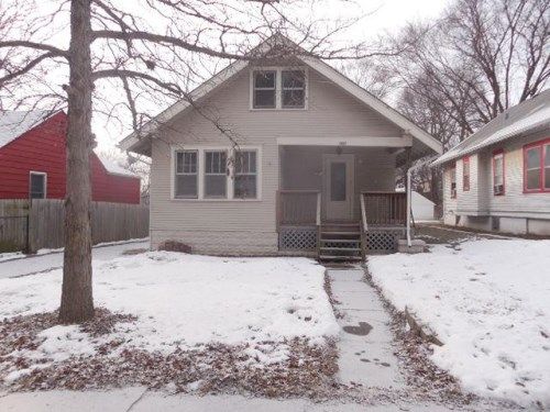 4537 Grand Ave, Omaha, NE 68104