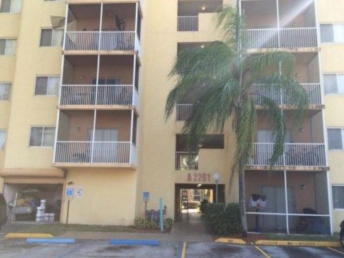 2261 S Sherman Cir Apt 304, Hollywood, FL 33025