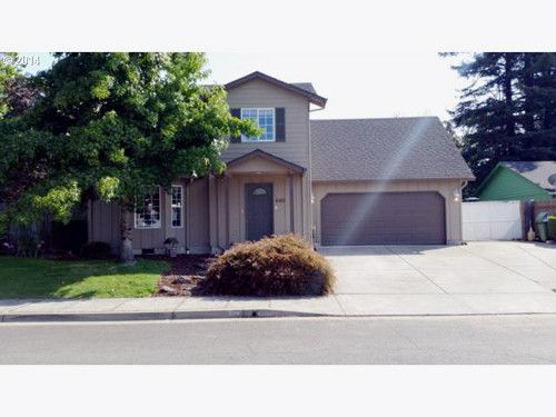 440 KALAPUYA CT, Cottage Grove, OR 97424