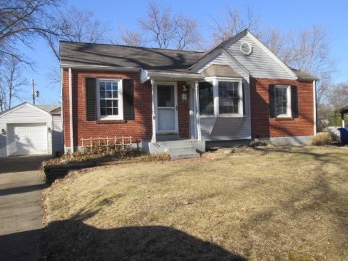 3 Saint John Ct, Florissant, MO 63031