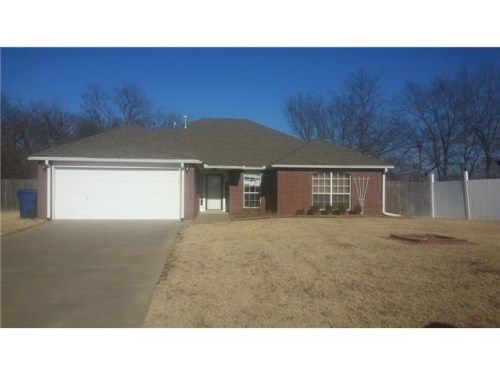 2002 W 4th Pl S, Claremore, OK 74017