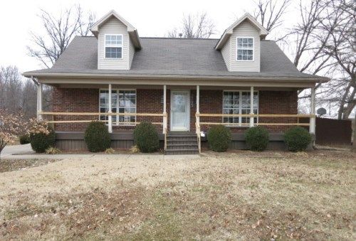 2705 Bagby Way, Louisville, KY 40216